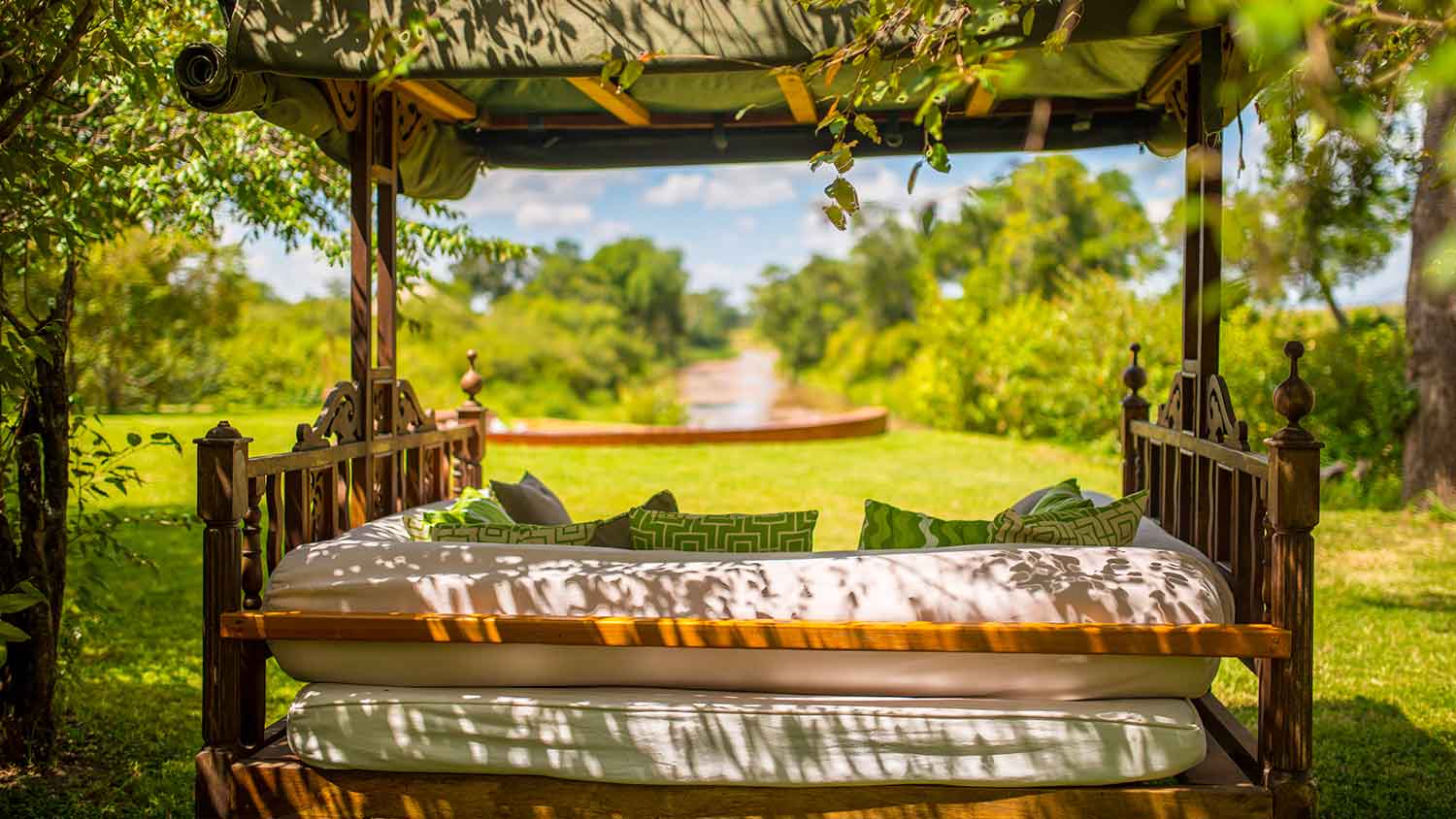 honeymoon destination in kenya with cross wild 