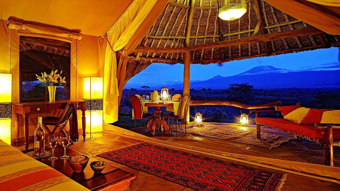 honeymoon in Amboseli national park in Kenya with cross wild safaris