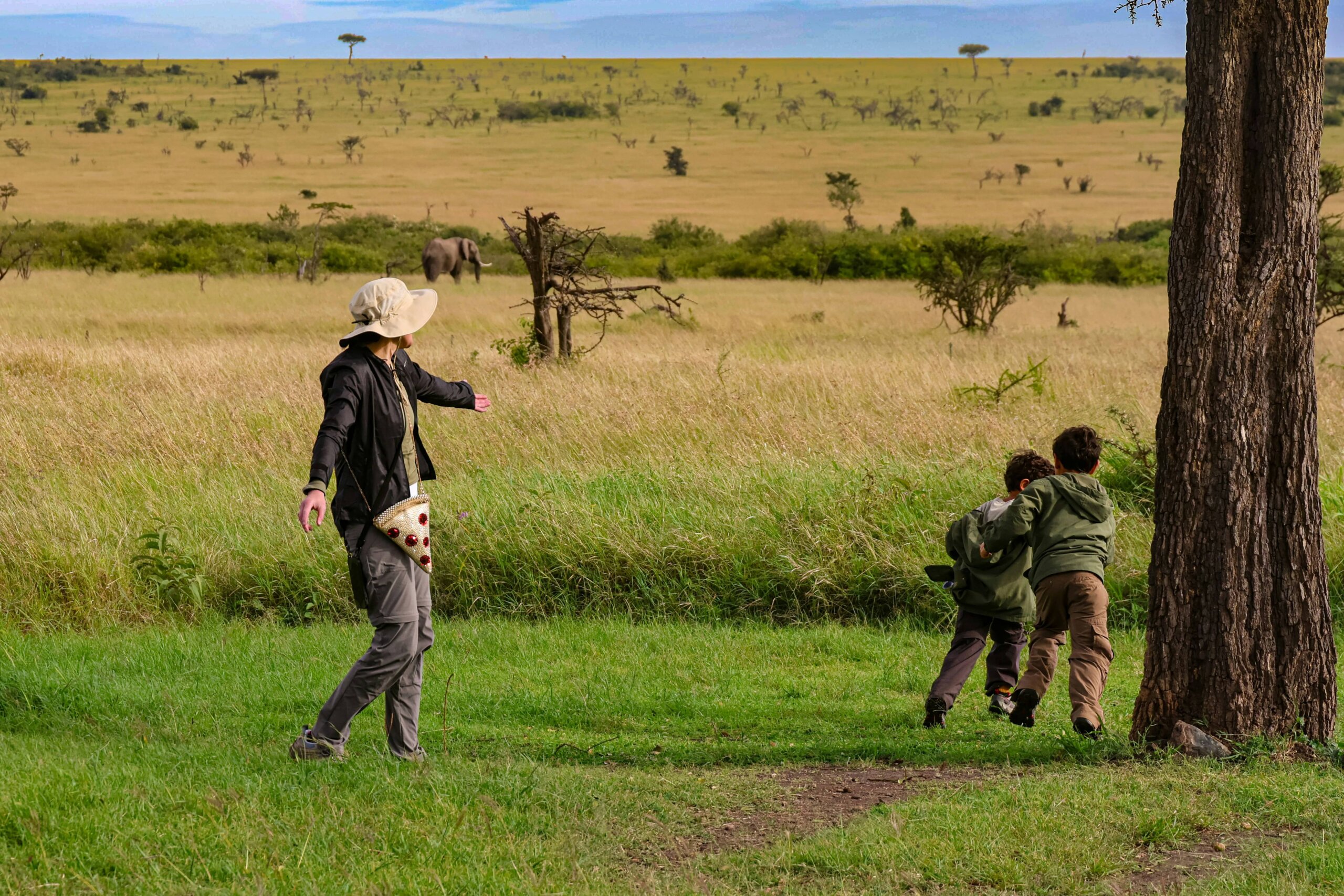 Family on a Kenya safari