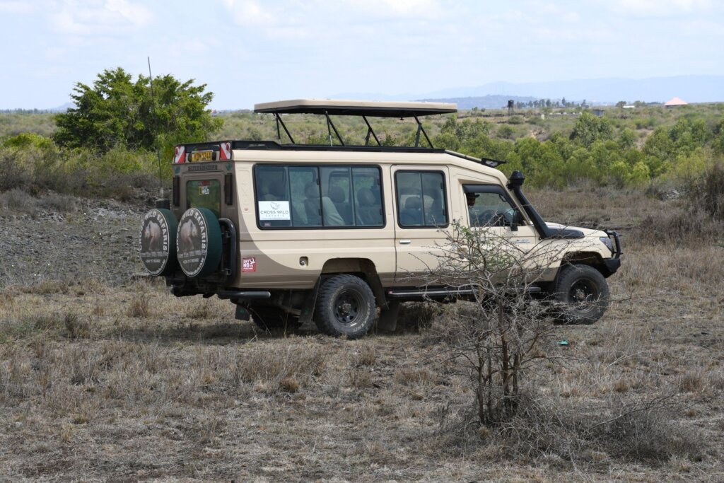 CROSS WILD SAFARIS 4X4 LAND CRUISER IN SAMBURU NATIONAL RESERVE