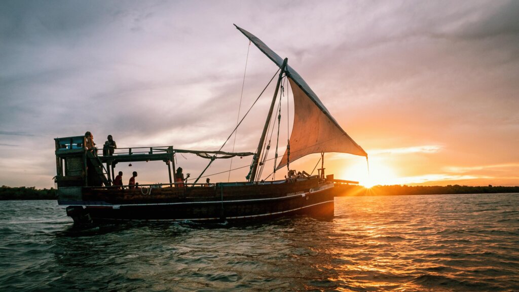 Dhow Sailing & Sunset Cruises