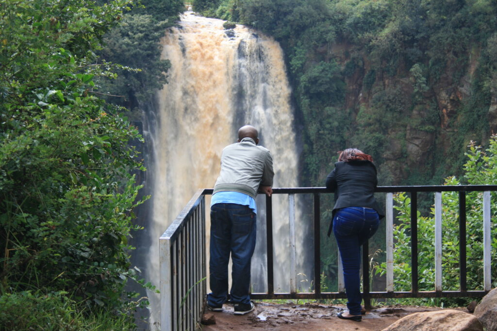 Thompson falls day trip safari with cross wild safaris