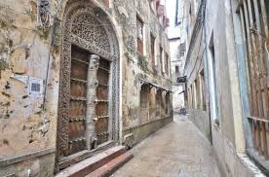 Narrow streets and historic buildings in Stone Town, Zanzibar