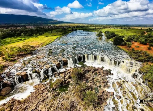 climbing Mt Oldonyo Sabuk with cross wild safaris in Kenya