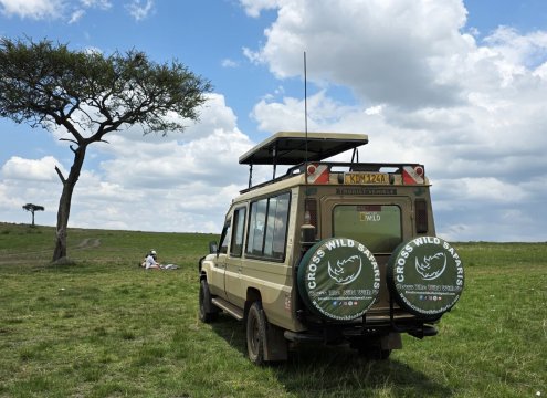 Mid range safari with Cross wild safaris at Masai Mara National Reserve in Kenya