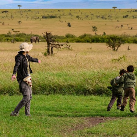 Family on a Kenya safari