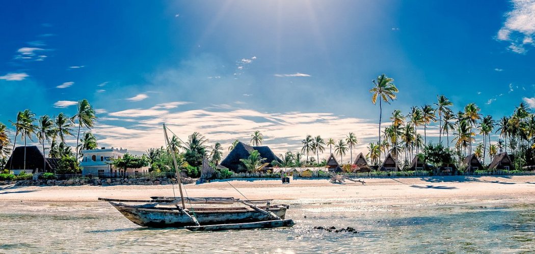 top water spots activities to do in Zanzibar